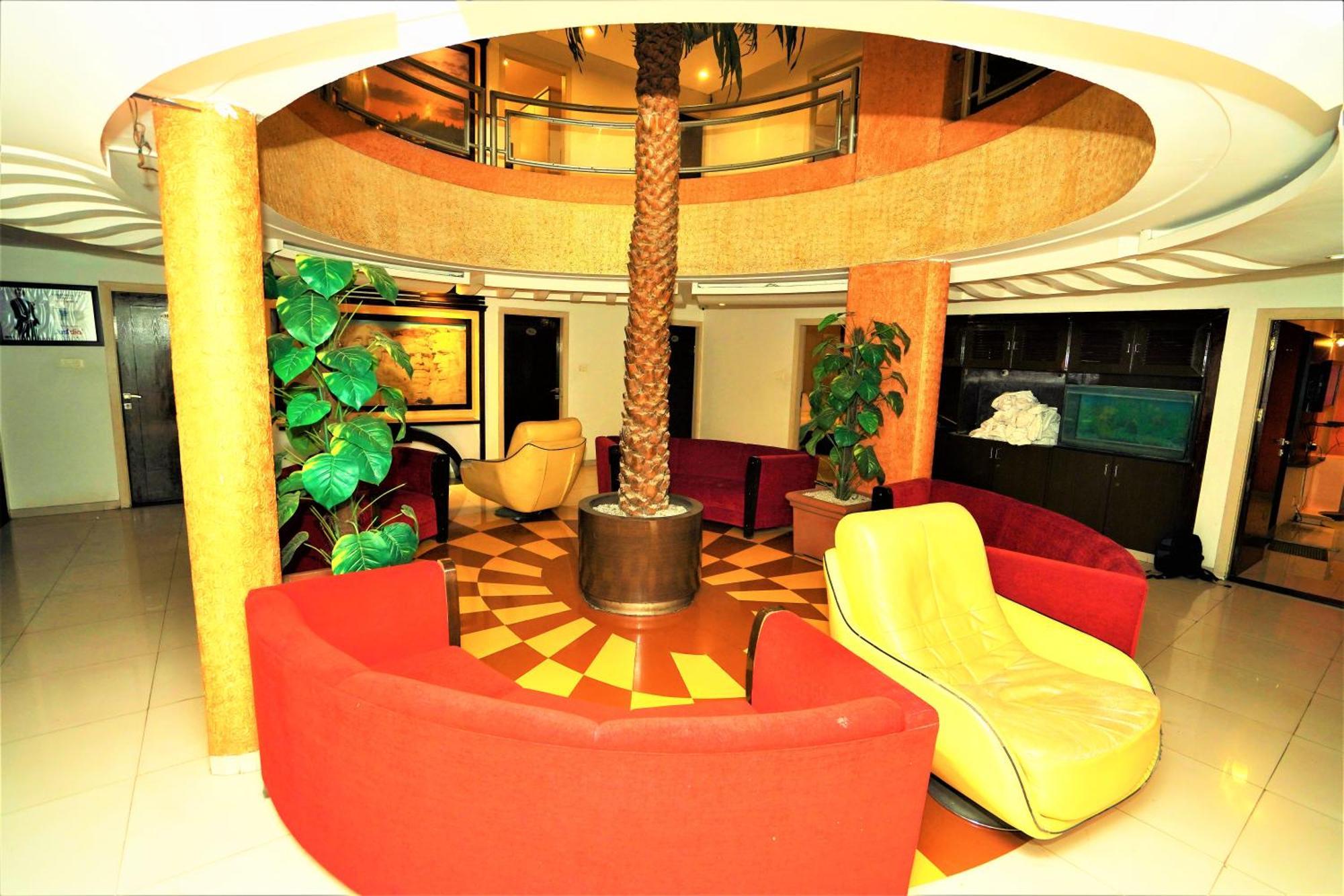 New Hotel Europa Inn Райкот Екстериор снимка