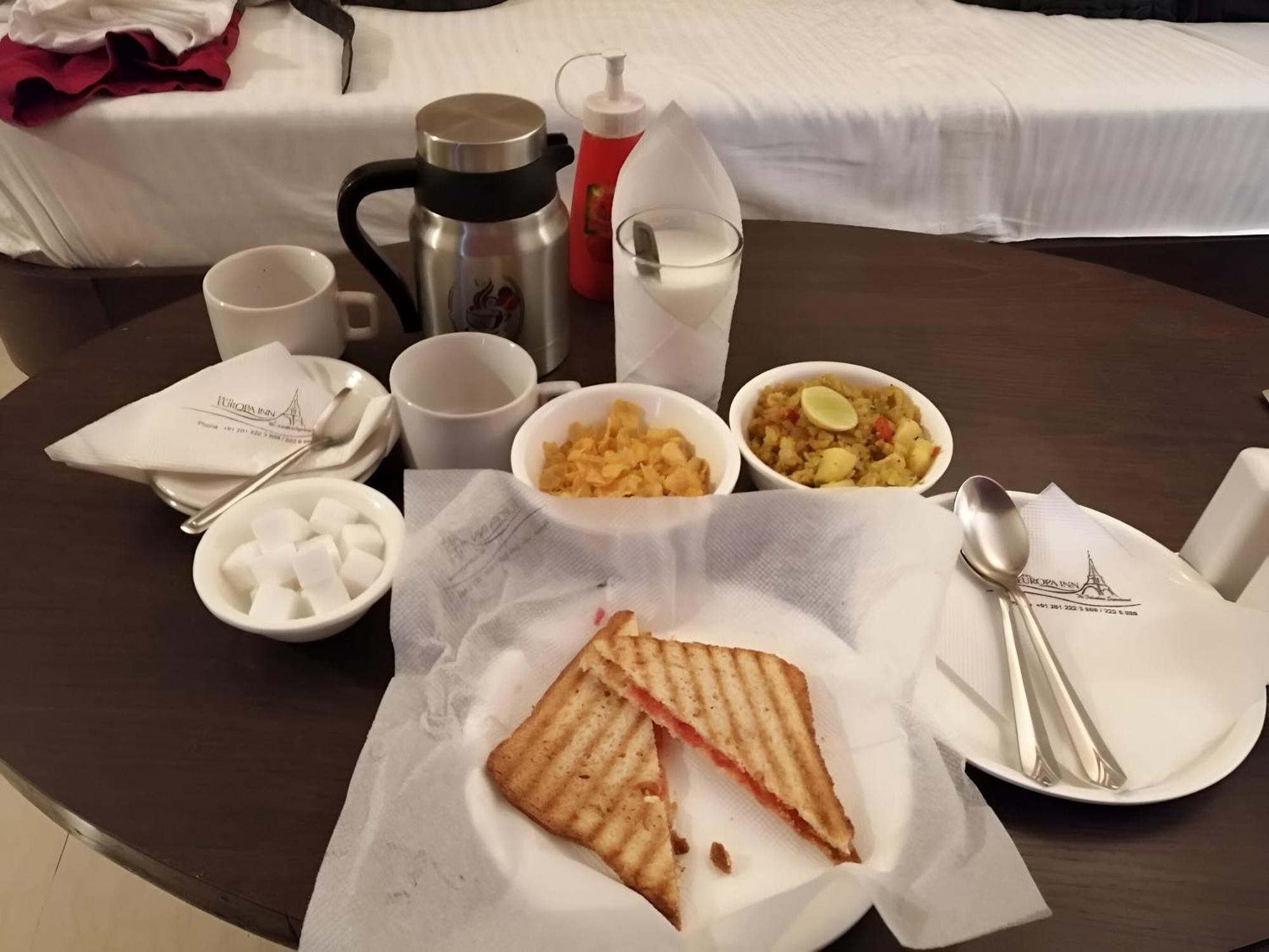 New Hotel Europa Inn Райкот Екстериор снимка